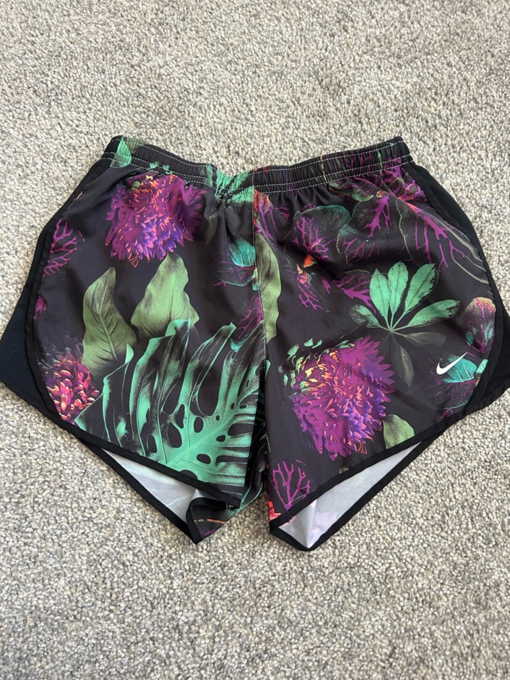Nike Black Floral Girls Running Shorts